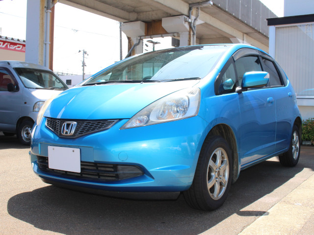 フィット 中古車 ポケットカーズ 公式 新潟市と三条市で軽未使用車 新古車 中古車の専門店