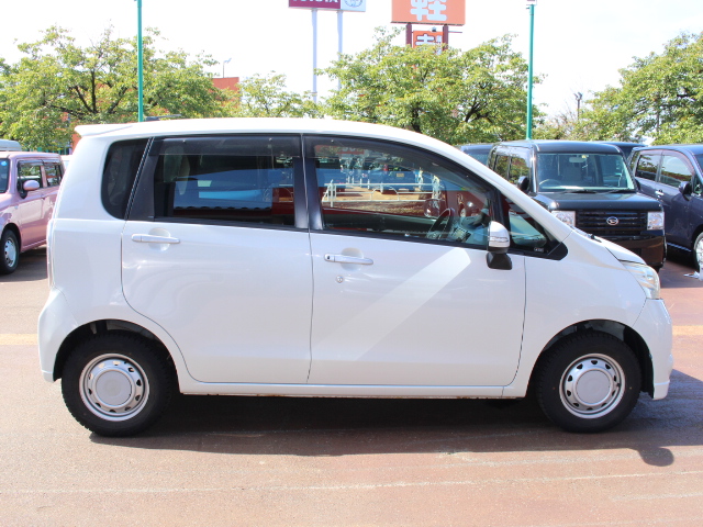 ムーヴカスタム 中古車 ポケットカーズ 公式 新潟市と三条市で軽未使用車 新古車 中古車の専門店