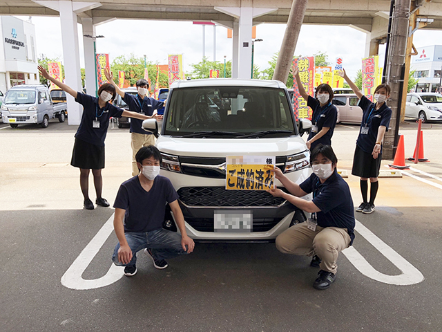 ポケットカーズの笑顔あふれる納車式のご紹介